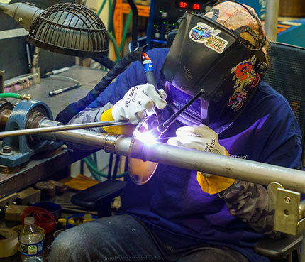 welder working